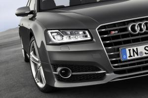 Audi S8 2013 года  (WW)